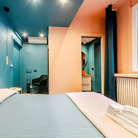 Moderna - Charme & Relax In Centro - Free Parking 3* مودينا
