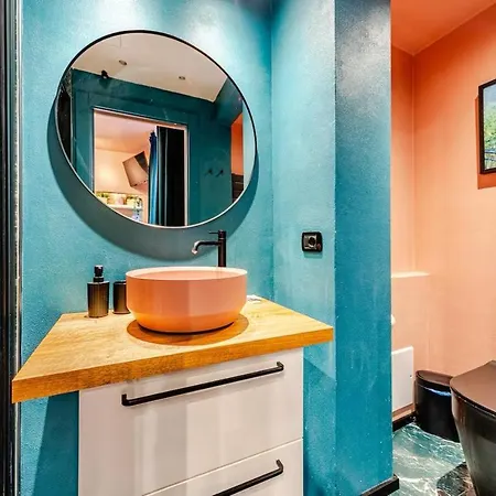 Moderna - Charme & Relax In Centro - Free Parking 3* مودينا