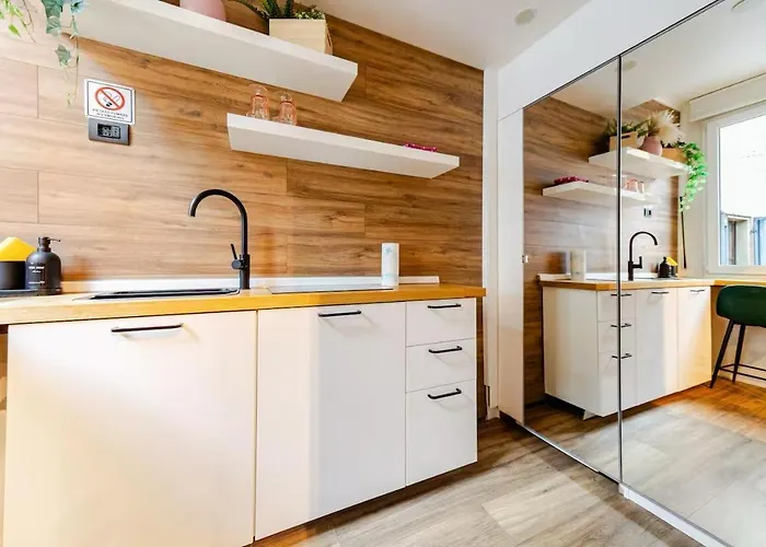 Pensionat Moderna - Home Modena